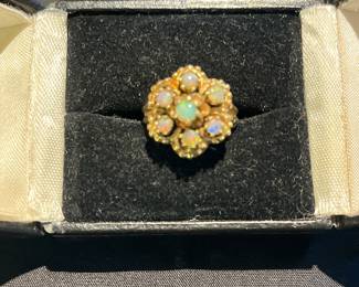 14K 4.1 gm multi-Opal.