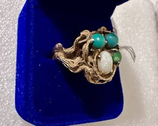 14k Turquoise and Opal Ring
14 grams 