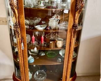 Antique Bow Front Didplsy Cabinet 