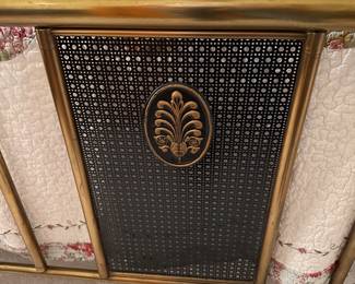 Unique Brass Footbead