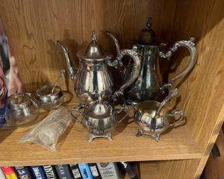 Oneida Silver Plated set