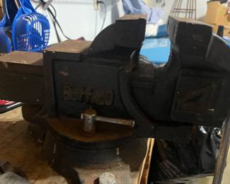 Buffalo 4" Vice