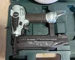 RIGID R32104 Circular Saw and Hitachi 2” 18GA Brad Nailer (NT50AE2)