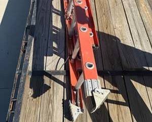 Professional Grade Werner 32' Extension Ladder