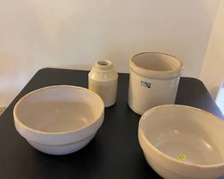 VINTAGE CROCKS