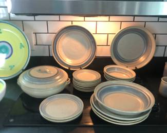 pottery by THE PISTACHIO POTTER