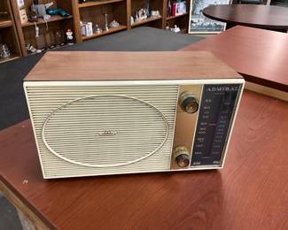 1950's - 1960's Admiral AM/FM Radio