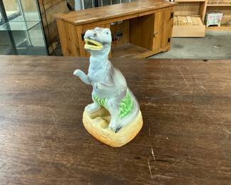 Ucagco Tyrannosaurus Dinosaur Smoker Ashtray