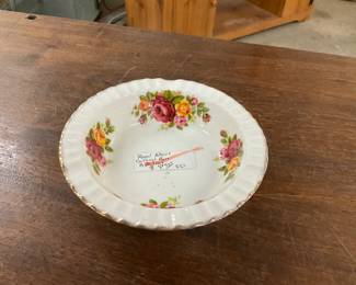 Brinns Royal Albert Bone China 'Cottage Rose" Ashtray