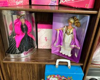 1998 Happy Holidays Special Edition Barbie - 1995 Grecian Goddess Barbie