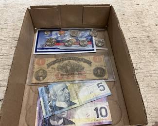 US Coins - $1 Virginia Treasury Note - Canadian Bills