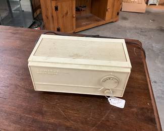 1960's Admiral AM/FM Radio