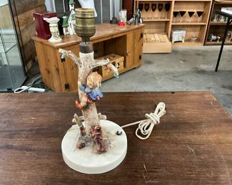 Goebel Hummel "Apple Tree Boy or Culprits" Table Lamp