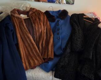 Fur coats and jackets 