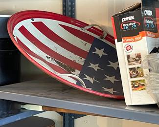 Round metal flag print sled 