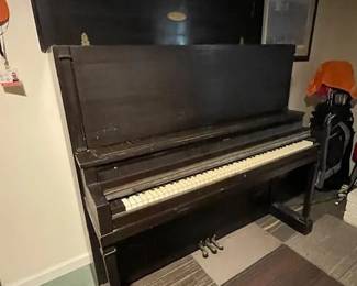 PIANO
HALLET & DAVIS PIANO CO. LEXINGTON BOSTON 
Beautiful Upright Piano (part of Estate) located 2 houses down on ground level truck can back right up to door the piano is just inside the door. Executor says Make offer and take it!

