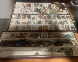 BRIGHTON JEWELRY 