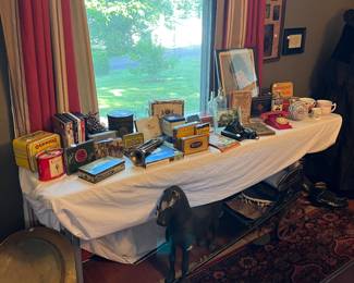 Collection of vintage items.