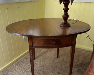 Round and table.