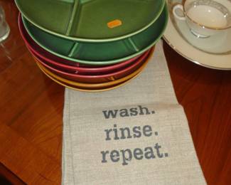 Vintage 1950's Ceramic Dinner Plates