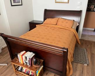 queen sleigh bed + mattress