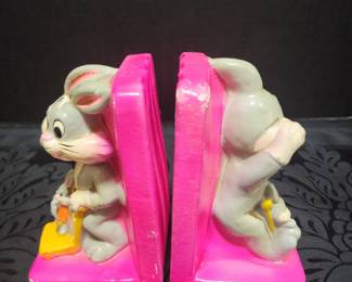 Bugs bunny bookends