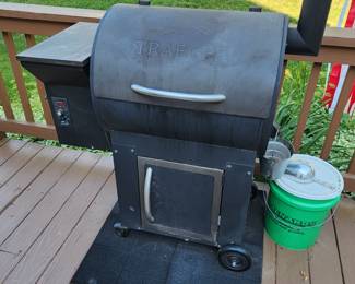 Traeger Wood Pellet Grill