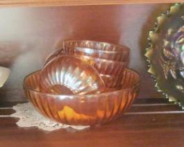 CARNIVAL GLASS