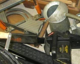OIL CANS ETC