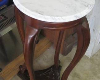 PLANT STAND