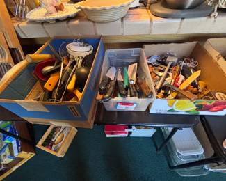 Kitchen utencils