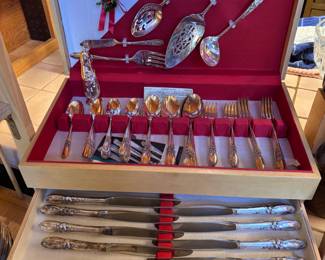 Silver plate flatware set