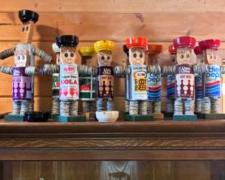 Vintage craft bottle cap & can novelty Lift the can for a surprise!!!