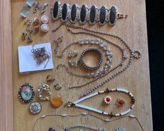 Jewlery