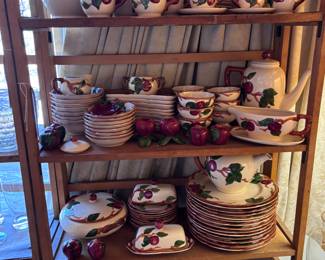 Franciscan Apple dish-ware set