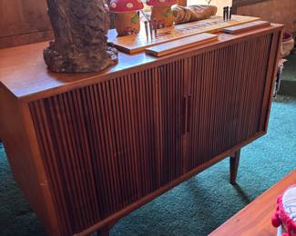 1960’s TV cabinet would make a great dry bar