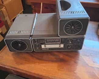 Rad lil stereo w/ 8 track (not working)