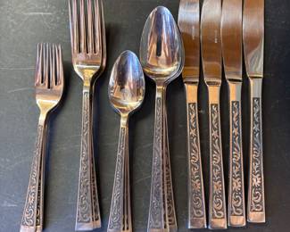 Stainless flatware