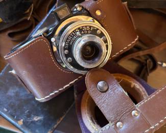 Sparta’s “35 F” model 400 camera