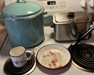 Turquoise enamelware stock pot, Farberware fryer