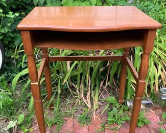 Small desk