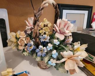 Capidemonte Flower Basket 