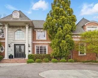 Luxurious Mansion Estate