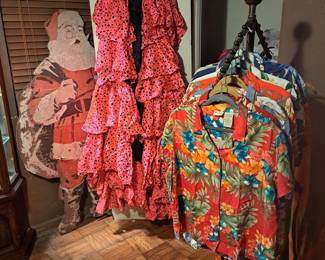 vintage womens Hawaiian shirts, Burlesque stripper duster, door santa on wood