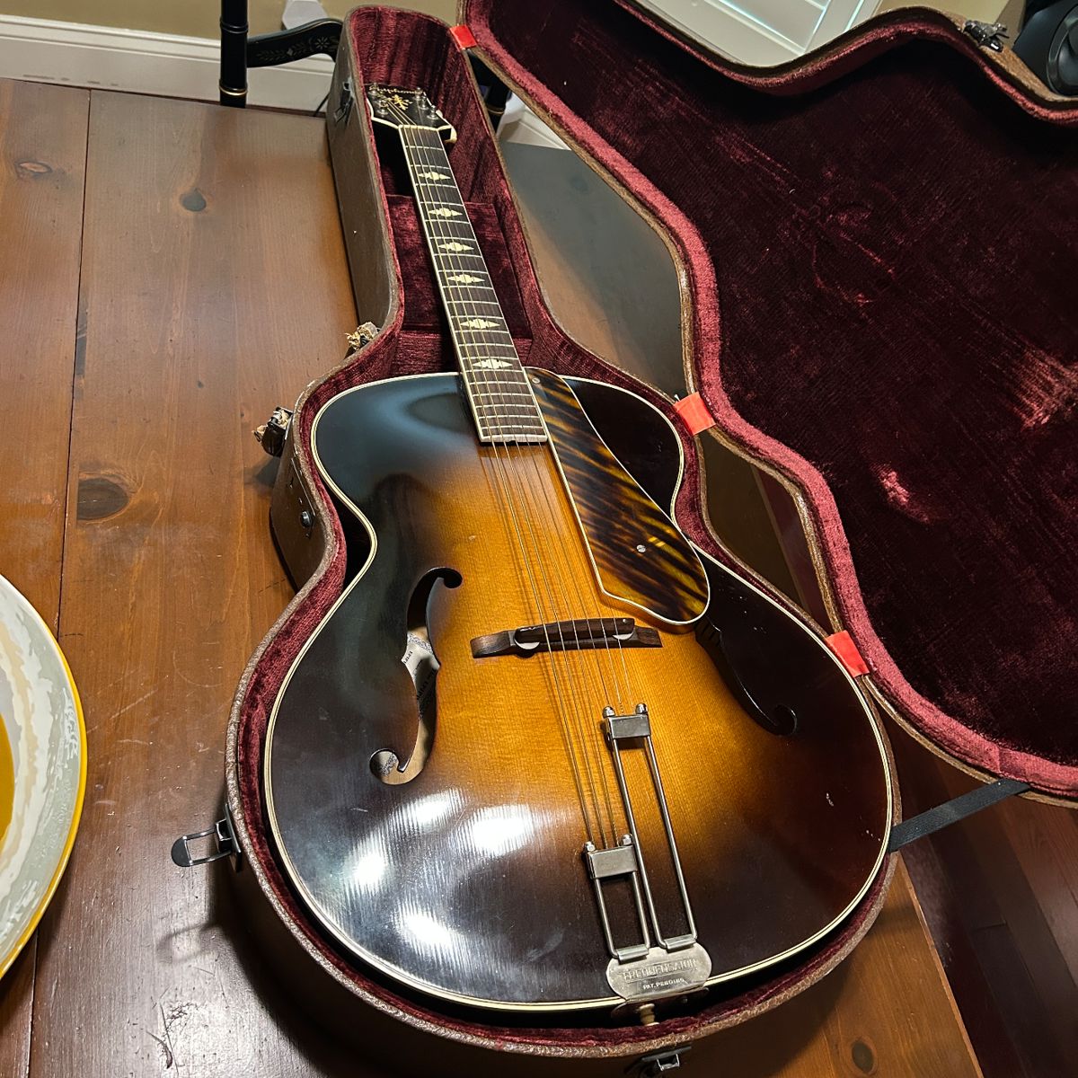 Triumph epiphone sunburst antique guitar