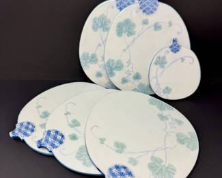 72 6pcJapanesePorcelainFanShapedPlatesorTrivetsHandPainted
