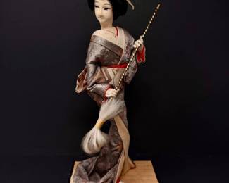 71 VintageJapaneseGeishaDollinBrocadeKimonoonWoodBase