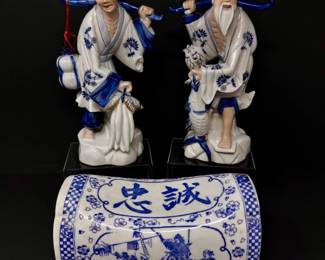 73 AntiquePorcelainMakuraPillowAsianFishermanCoupleFigurines