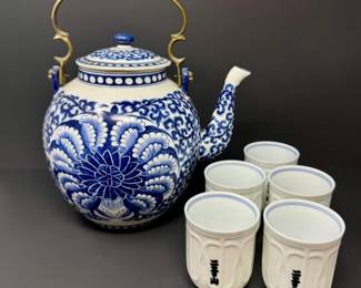 46 ChineseVintageBlueWhiteTeapot5JapanesePorcelainTeacups