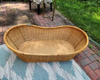 Wicker bassinet. Asking 40